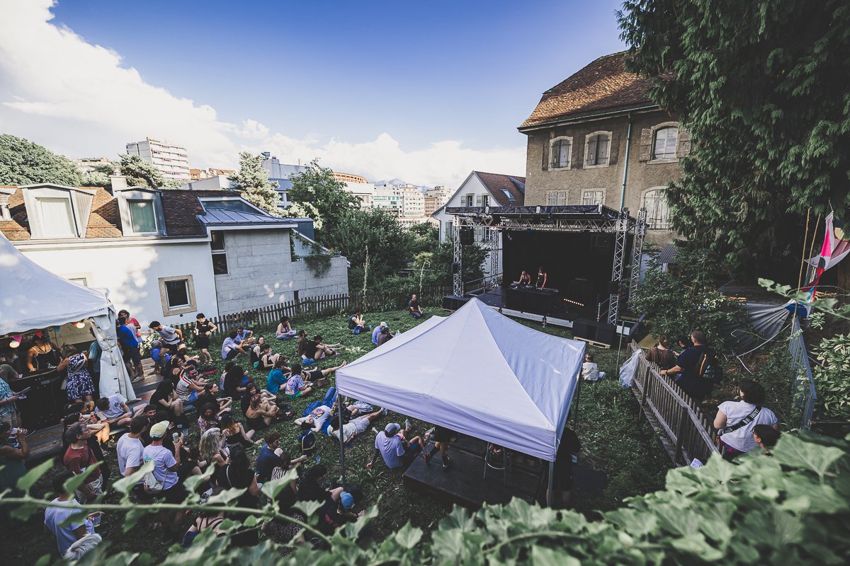 Jardins_Petit_Théâtre_1.jpg